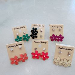 Colorful Flower Stud Earrings – Various Colors Available/NEW