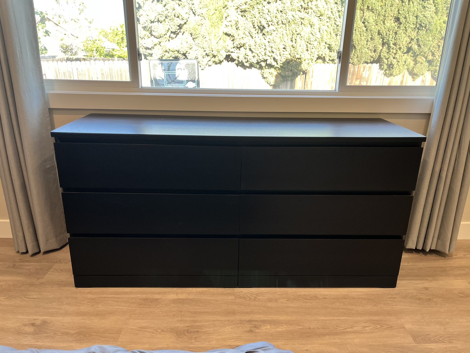 black ikea 6 drawer dresser FOTOSOK Dresser, with Handleless Drawer Cabinet it blends style with functionality. IKEA HEMNES 6-drawer dresser, black-brown,