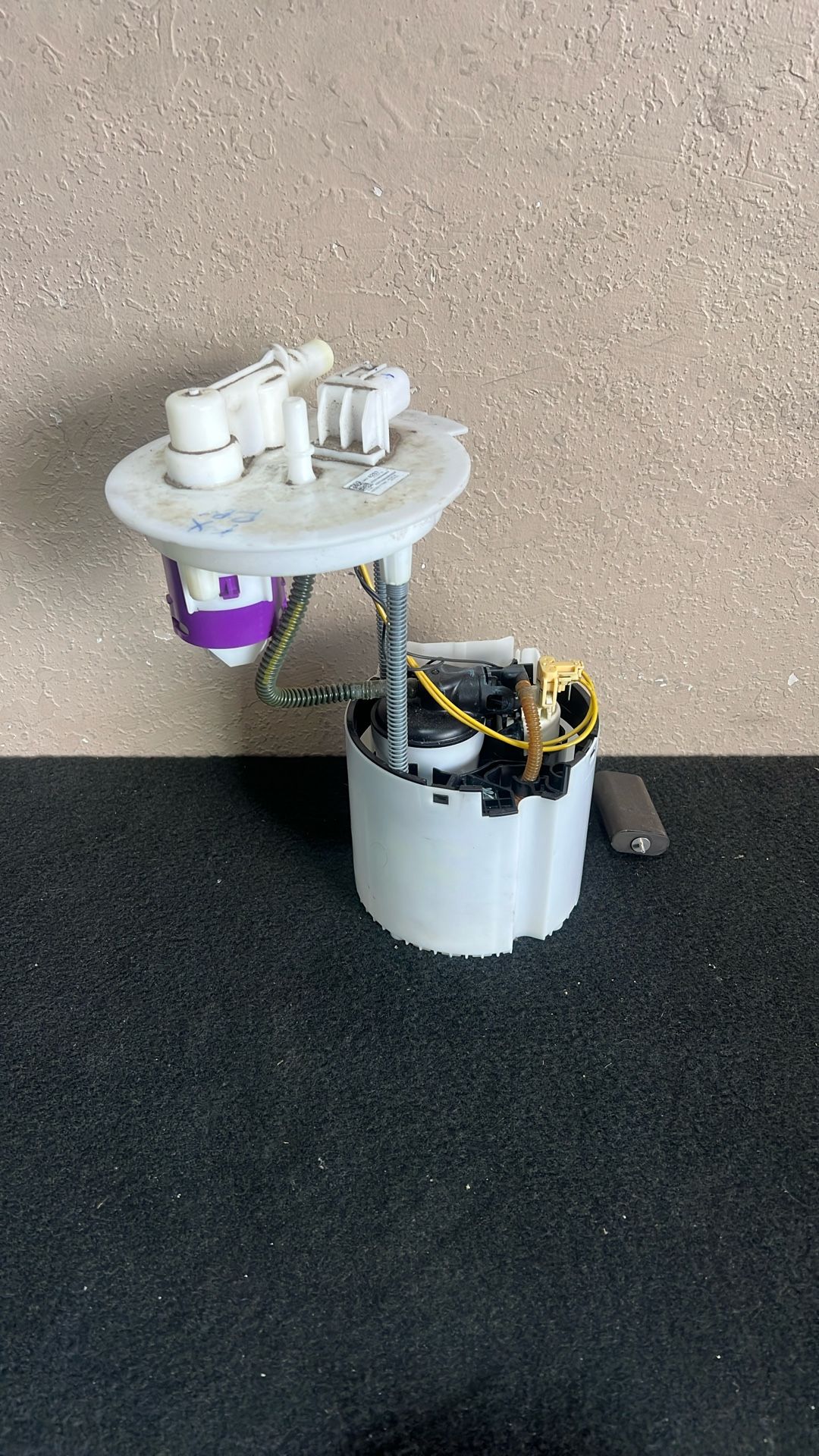 Cadillac Xt5 Chevy Chevrolet Traverse Blazer Gmc Acadia Buick Enclave Fuel Pump 3.6l 2017 2018 2019 2020 2021 