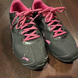 PUMA Women’s Size 8 Tazon Cross Trainer 
