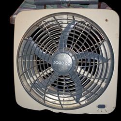 Battery Powered Fan 