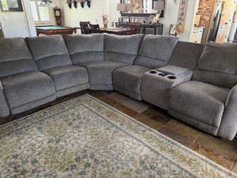 Power reclining  sectional
