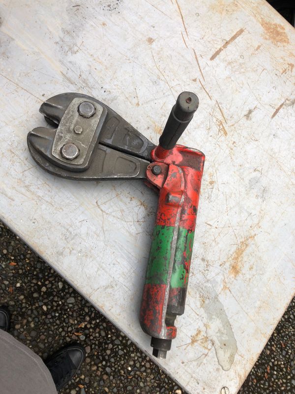 Hydraulic Bolt cutter for Sale in Kent, WA - OfferUp