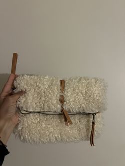 Sherpa Wrist Bag