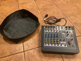 Allen & Heath ZEDi-10 Mixer / 4x4 USB Interface + Soft Case