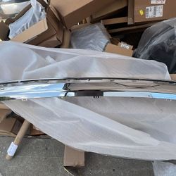 2022-24 Genesis GV70 Skid Plate Front Bumper - 86577ar000 
