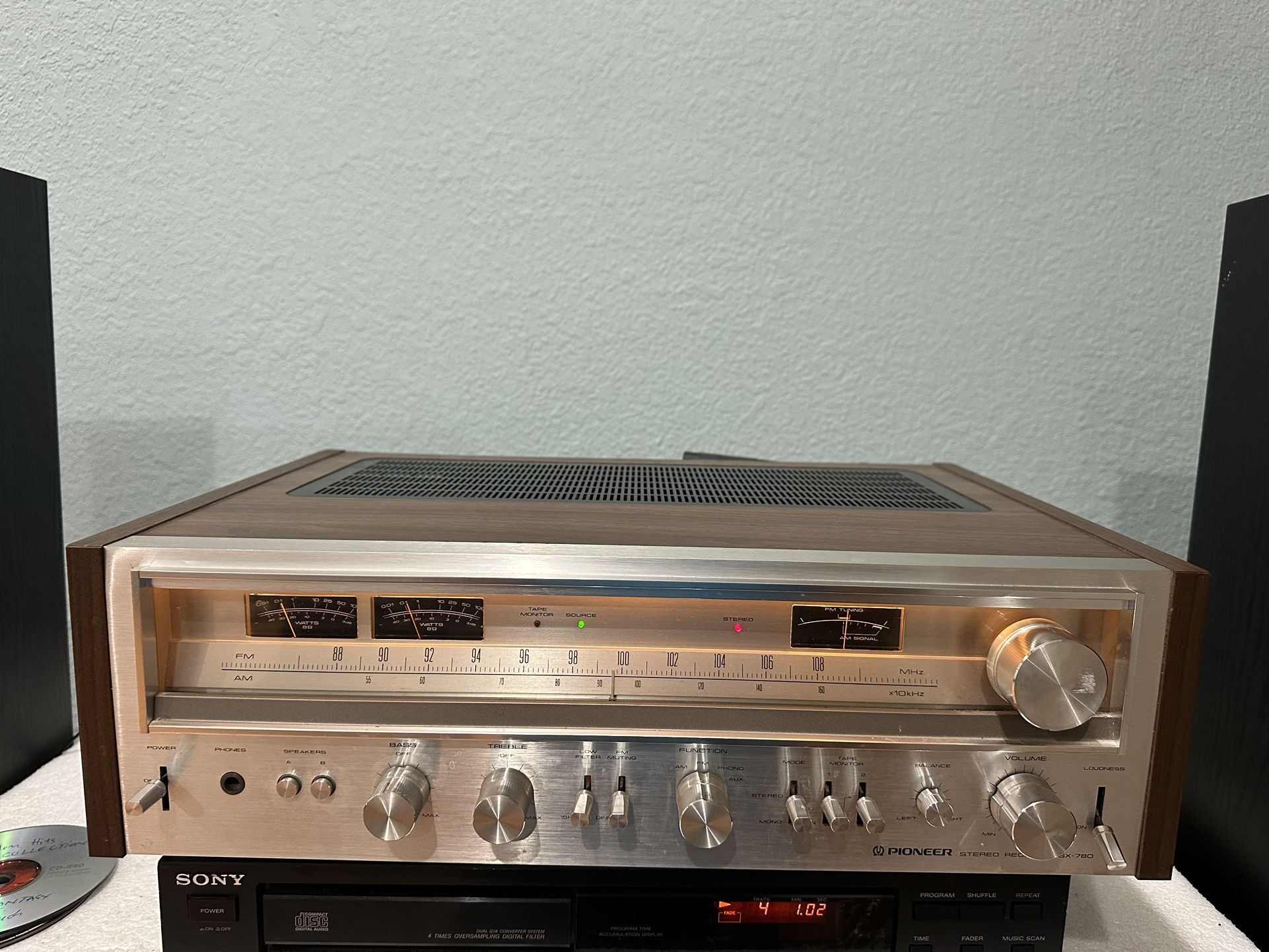 Nice Vintage 1970s Pioneer SX-780 Am/FM Stereo Receiver