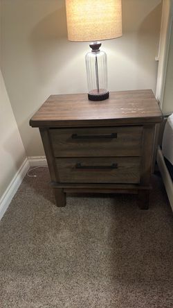 Bedroom dresser set