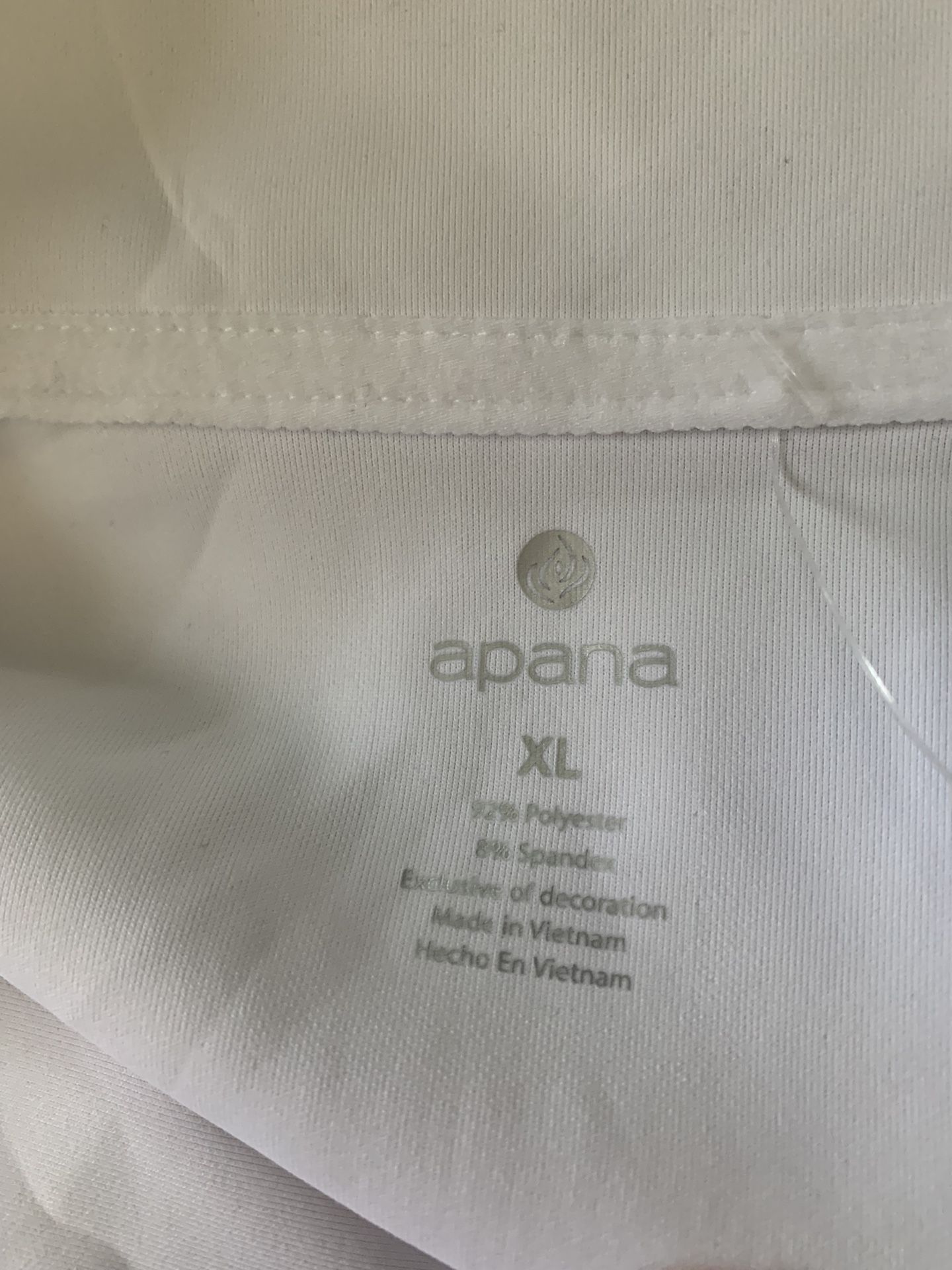 Apana Women's White Yoga Jacket Size XLarge for Sale in Fontana