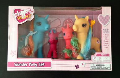 PLAY RIGHT WONDER PONY SET - 4 PONIES + ACCESSORIES - NEW IN BOX