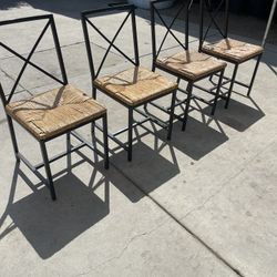 Set Of Kitchen Table Chairs 
