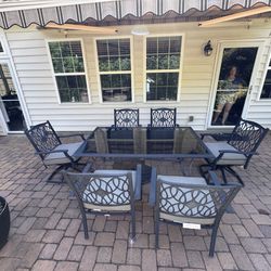 6 Seat Patio Table and Chairs