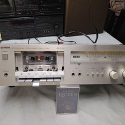 YAMAHA VINTAGE K-350 SINGLE CASSETTE PLAYER RECORDER 