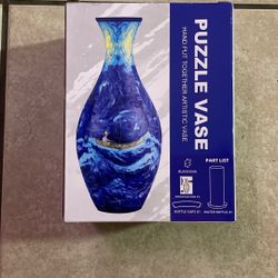 Puzzle Vase