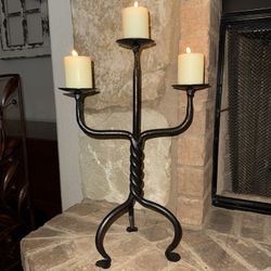 💥STEEL FORGED METAL TWIST CANDELABRA 