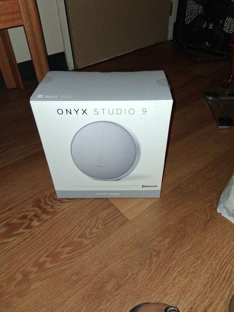 ONYX STUDIIO 9 BLUETOOTH SPEAKER