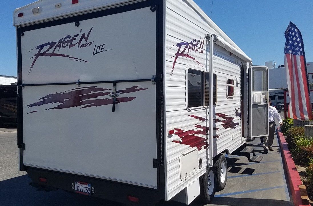 2003 Rage N Rvt Model G Toy Hauler For