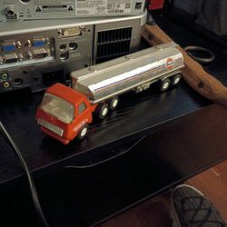Vintage Tonka/Gulf Gas Tanker Semi
