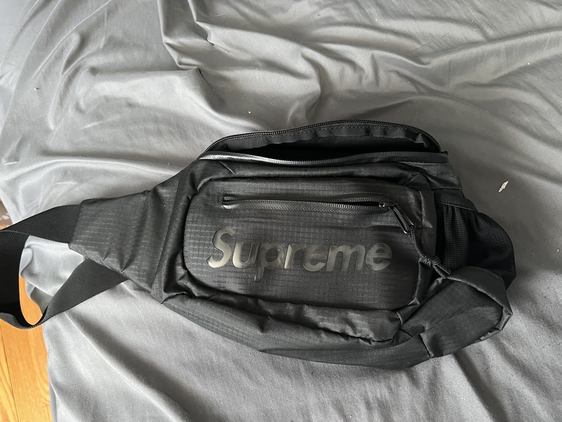 Supreme X Louis Vuitton Sling Bag for Sale in New York, NY - OfferUp