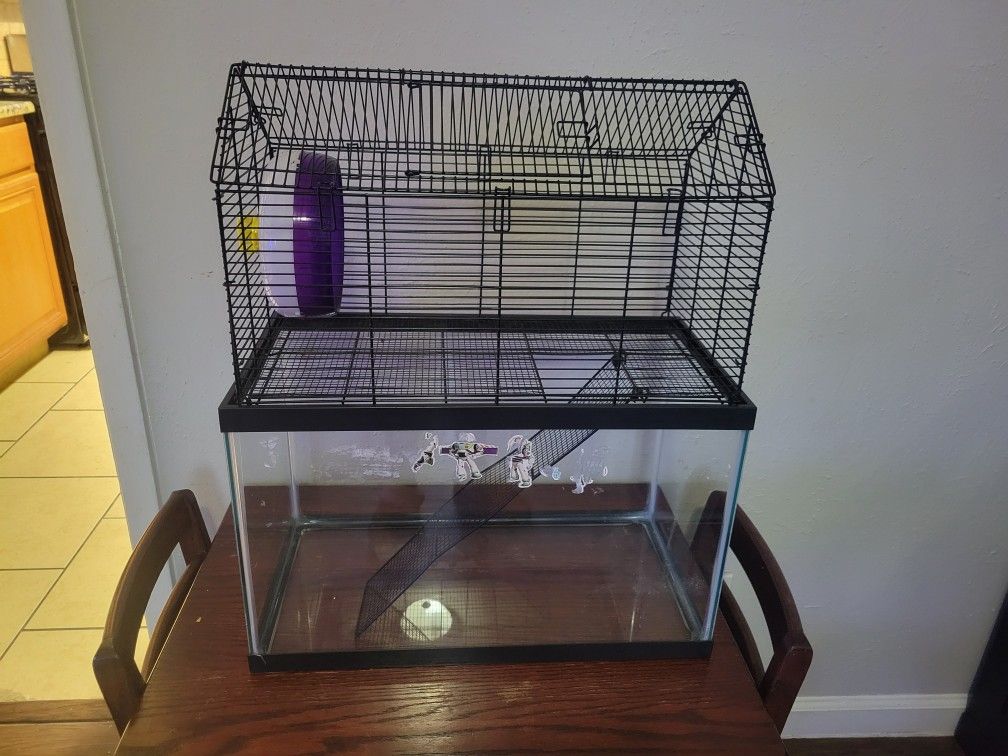 Large Pet Cage with Wheel