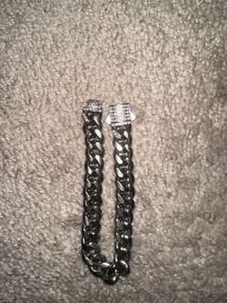 Diamond Clamp Siver Bracelet