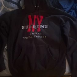 Supreme Hoodie