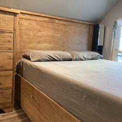 BEDROOM SET - QUEEN