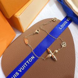 LV Bracelet 