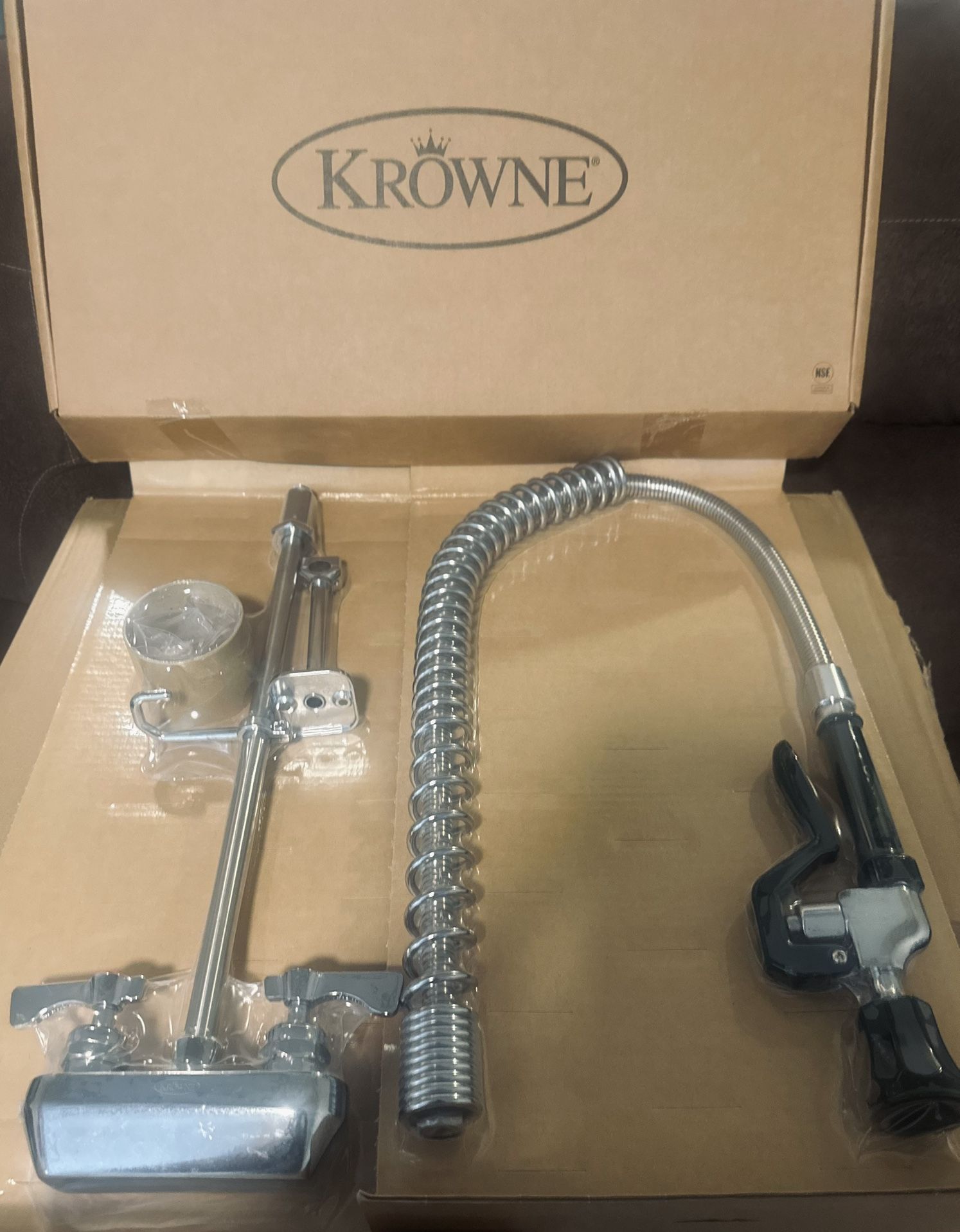 KROWNE ROYAL SERIES 4" Center Wall Mount Pre-Rinse