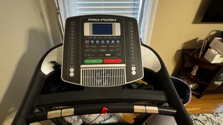 ProForm SMART Performance 800i Treadmill