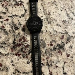 Garmim Forerunner 255 