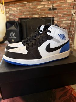 Air Jordan 1 Mid Royal Black toe SIZE 11