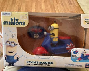 Minions scooter- rare- remote