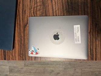 MacBook Pro M2 2022
