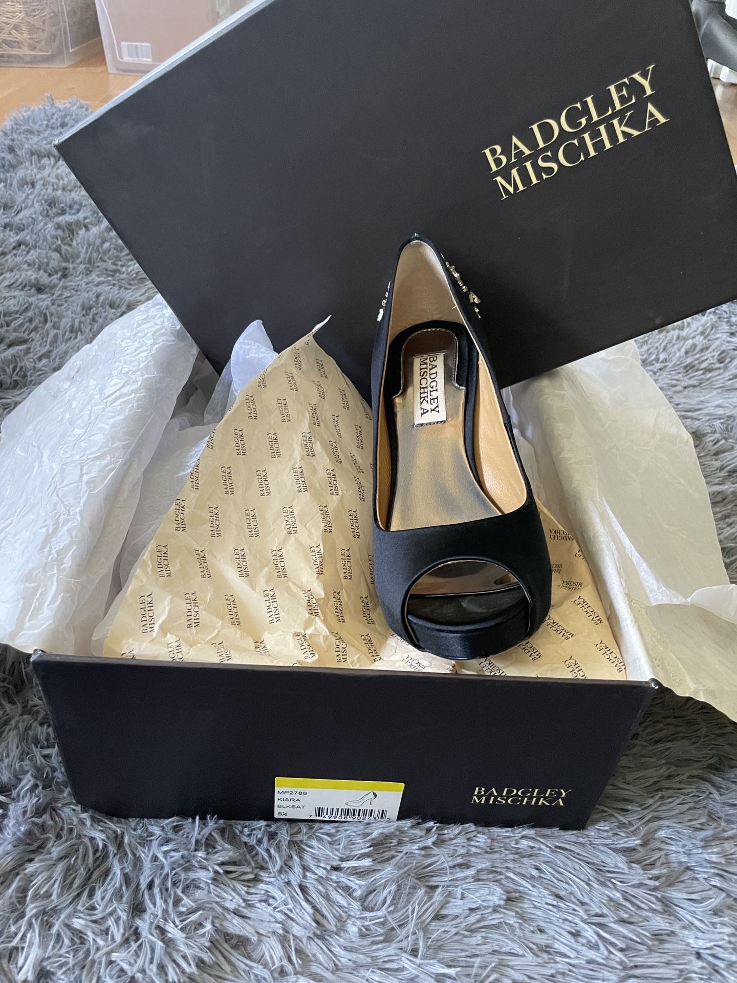 Badgley Mischka Kiara Pumps