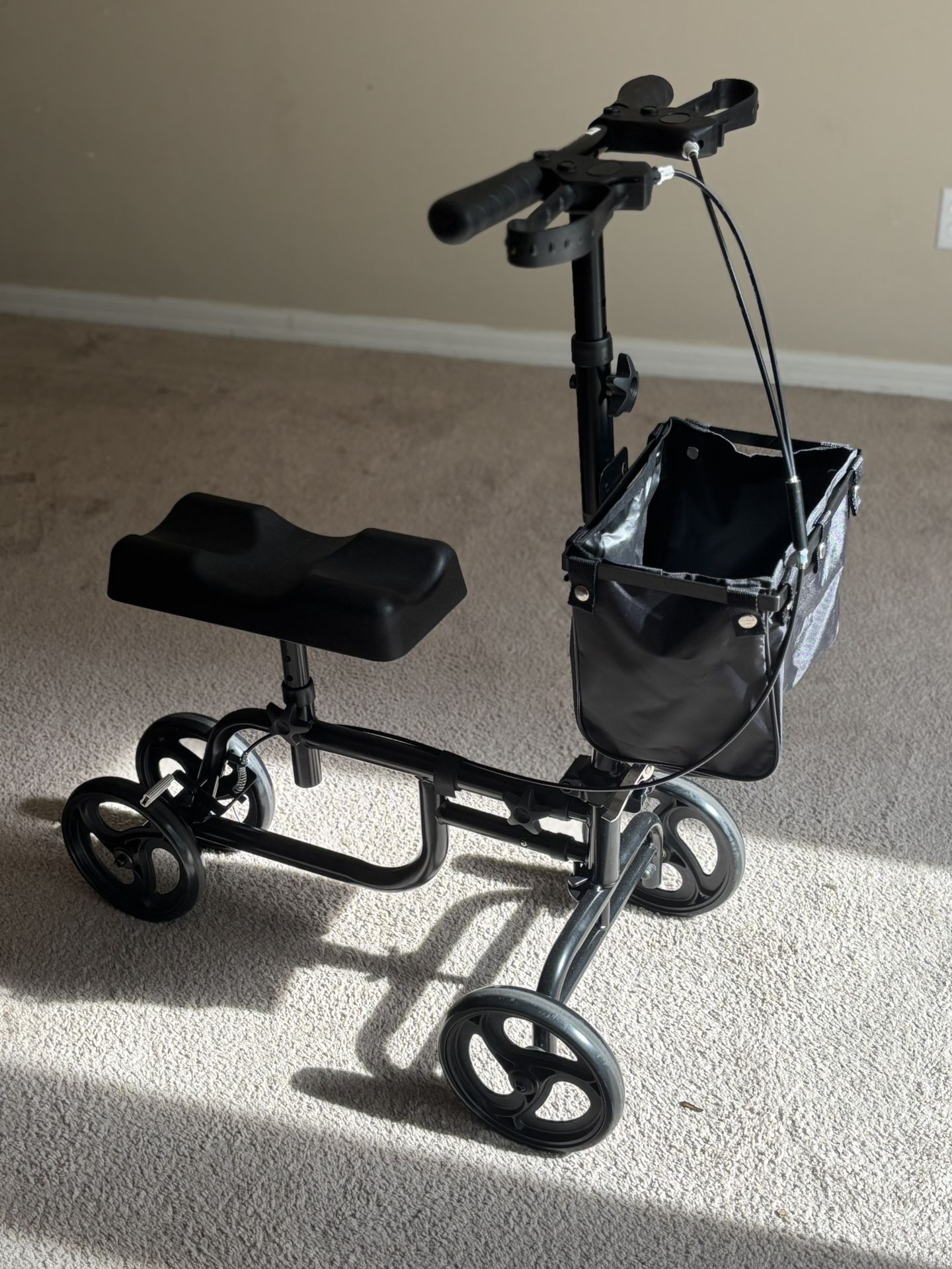 Knee Scooter