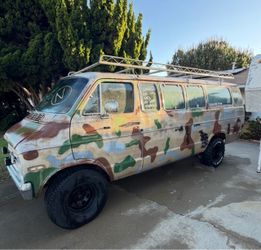 1972 dodge sportsman van