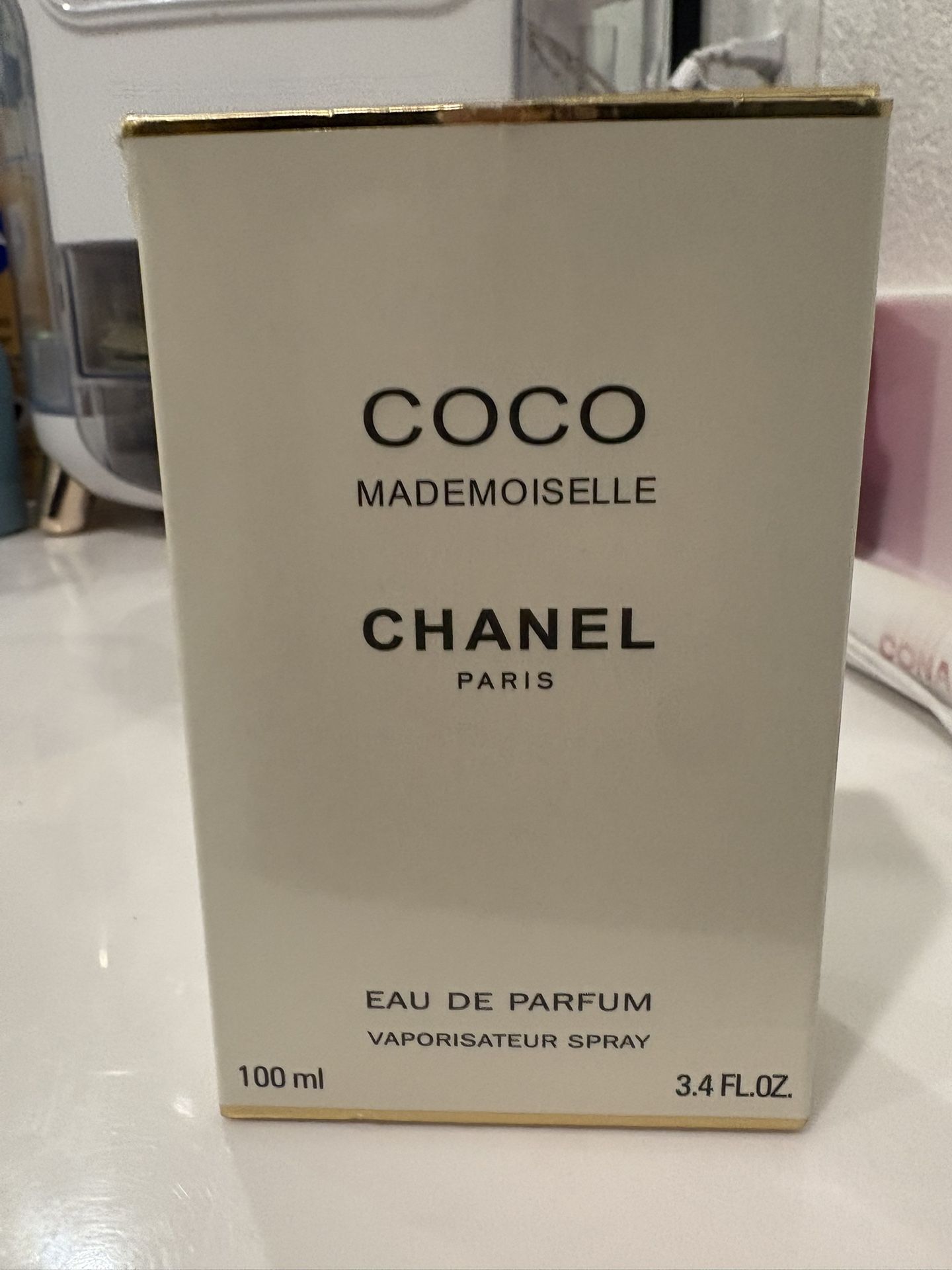 Mademoiselle Coco    CHANEL