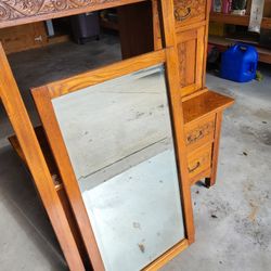 Dresser w/Mirror Antique Oak
