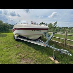 1999 Rinker Captive 232