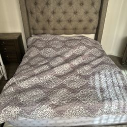 Queen Bed