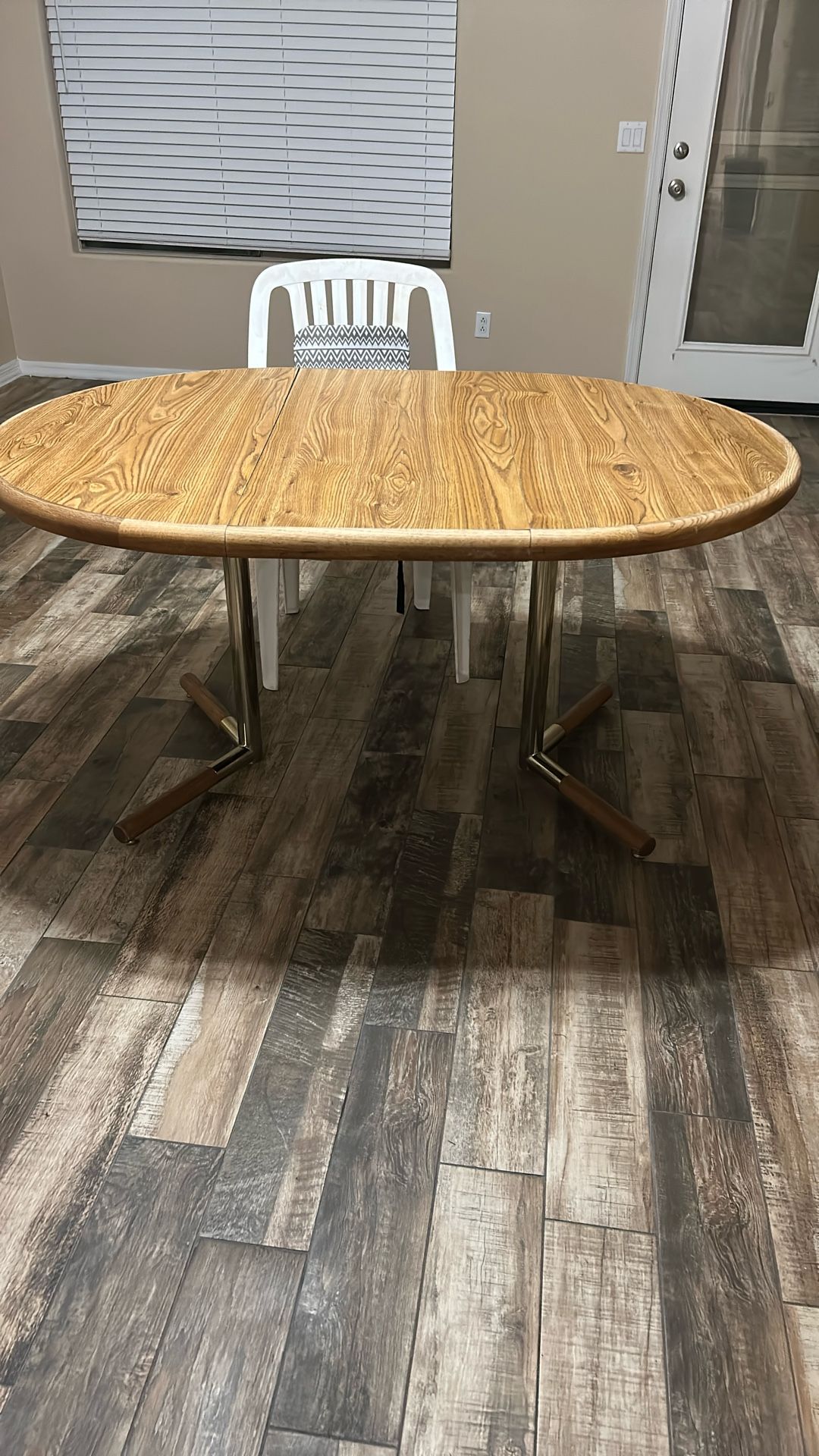Free Table