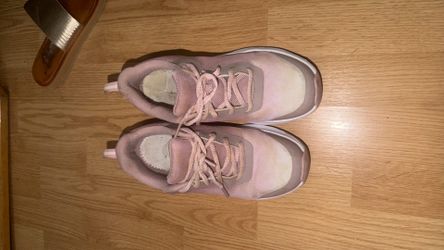 Women sneakers