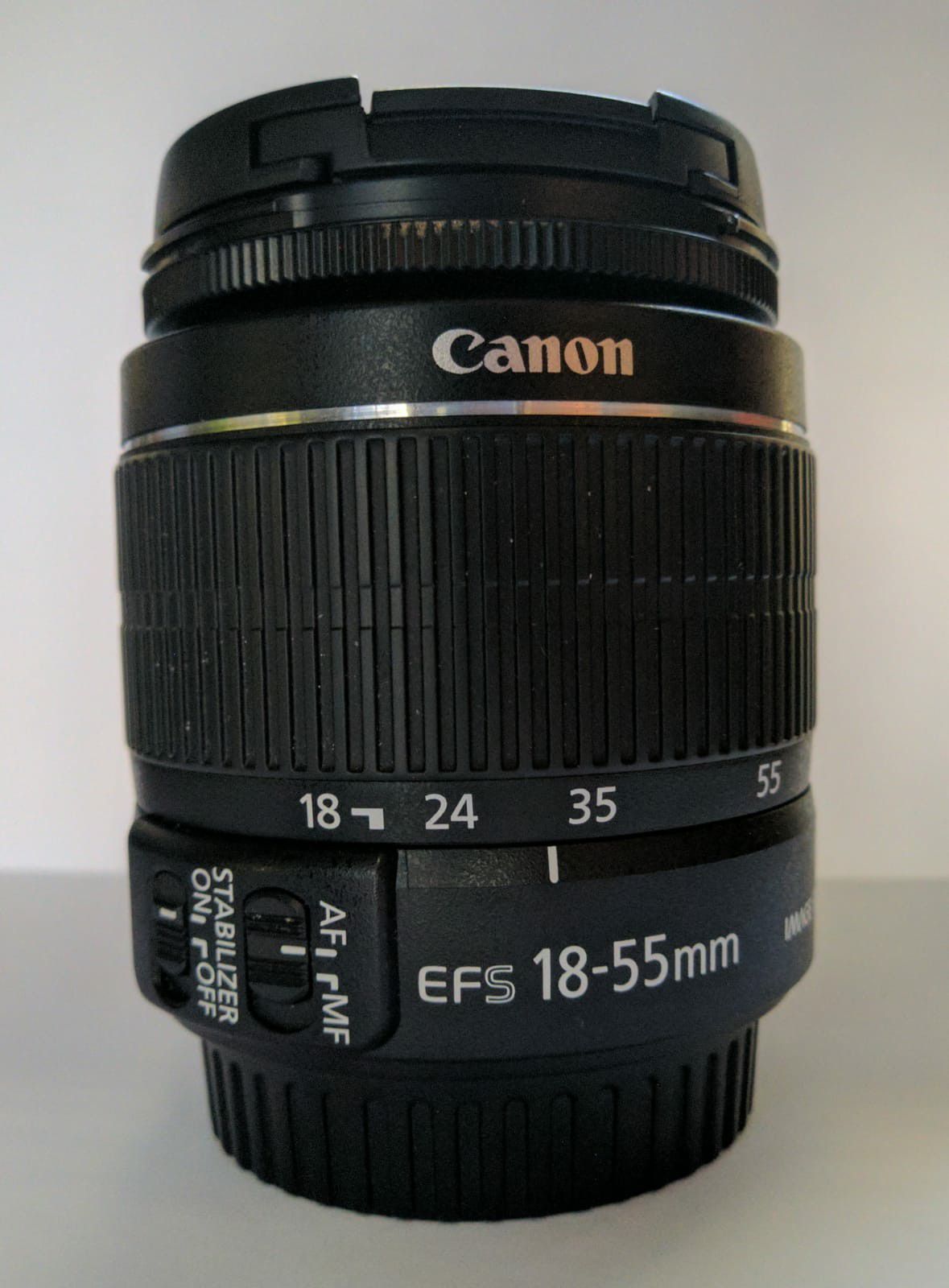 Canon ef-s 18-55mm f/3.5-5.6 lens