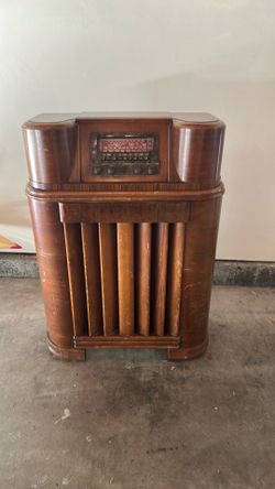 Antique Radio