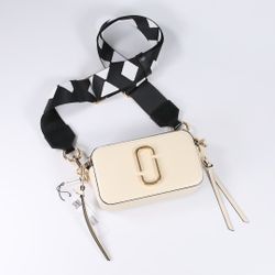 Marc Jacobs Camera Bag-.
