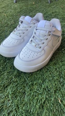 Nike Air Force 1  Boys 1y (USED)