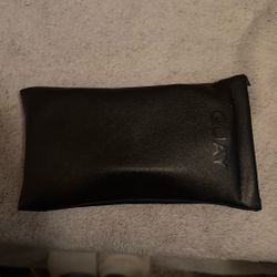 QUAY mens and womens sunglasses 