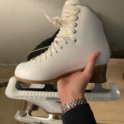 Jackson Freestyle Figure Skates