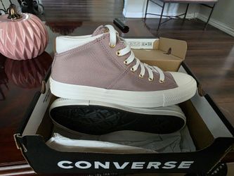 Rose gold color Converse